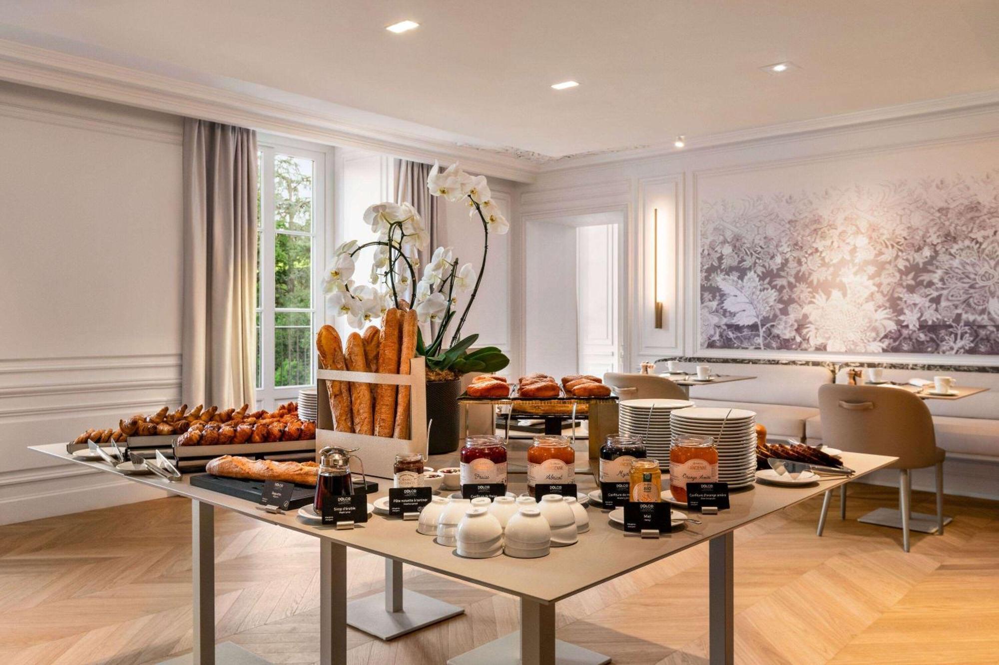 Dolce By Wyndham Versailles - Domaine Du Montcel Jouy-en-Josas Exterior foto