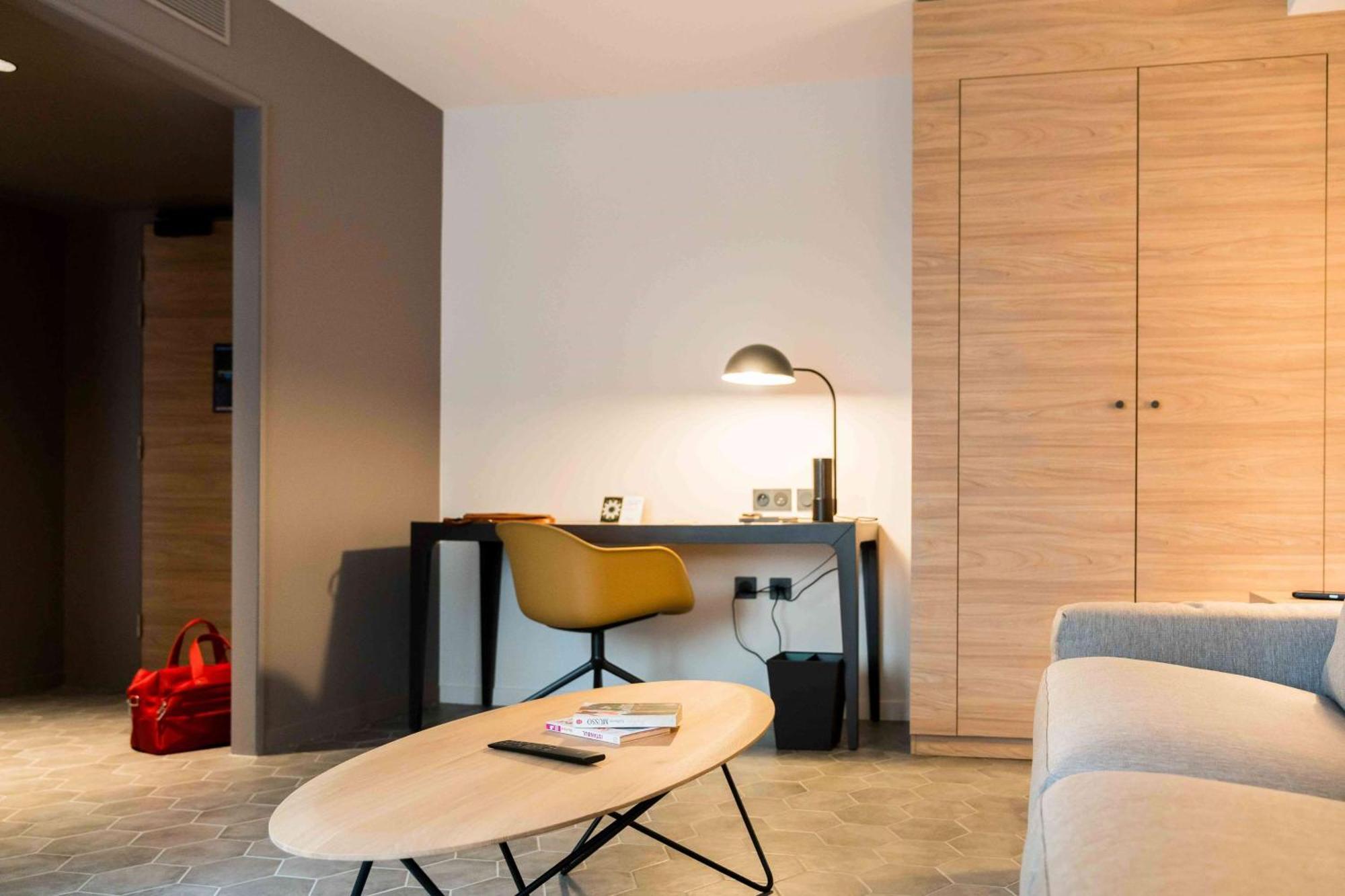 Dolce By Wyndham Versailles - Domaine Du Montcel Jouy-en-Josas Exterior foto