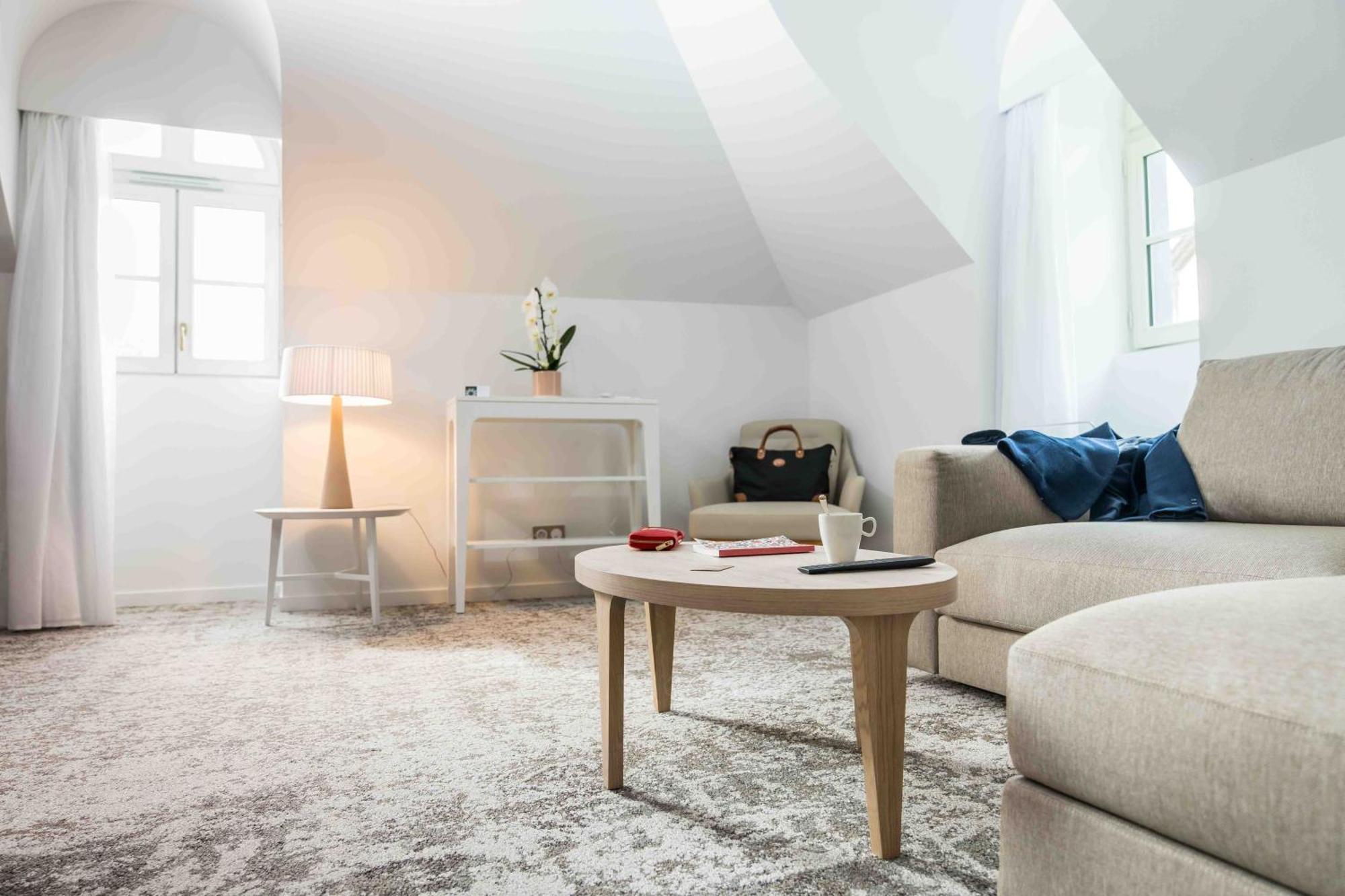 Dolce By Wyndham Versailles - Domaine Du Montcel Jouy-en-Josas Exterior foto